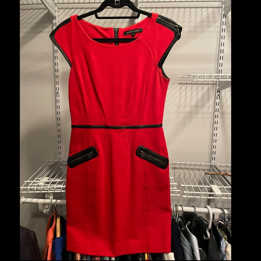Cynthia Steffe Size 4 Dress